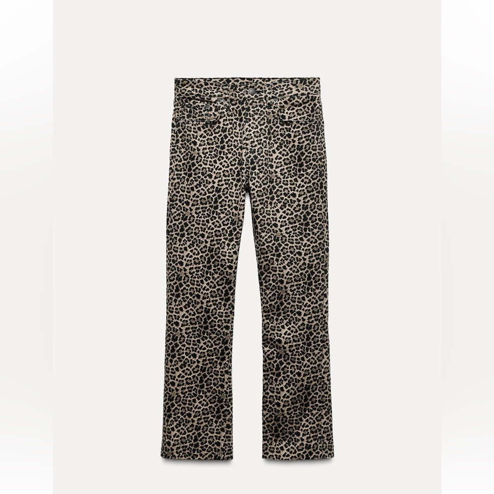 2/30 Zara cheetah 🐆 Black and Brown Straight Leg Jeans with Bold Design